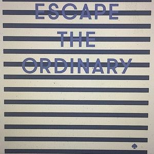 💥HOST PICK💥♠️KATE SPADE NY - ESCAPE BEACH TOWEL (NWT)